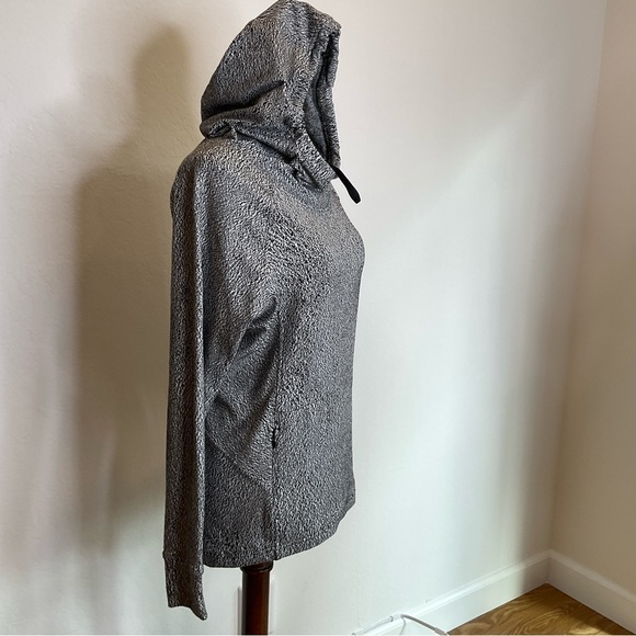 Lululemon Scuba Neck Hoodie Pullover Size 4 Heathered Black - Picture 6 of 12